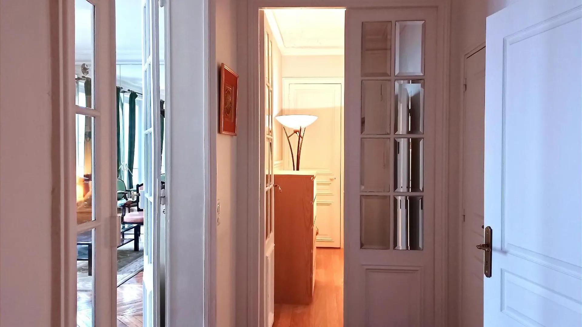 Bd De La Tour Maubourg - Paris 7 Apartment France